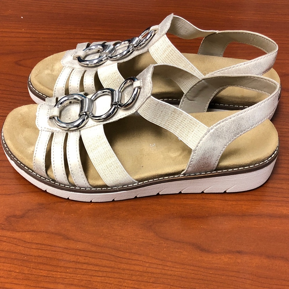 Remonte Beige Gold Slip-On women’s shoes with removable insole EU Sz36